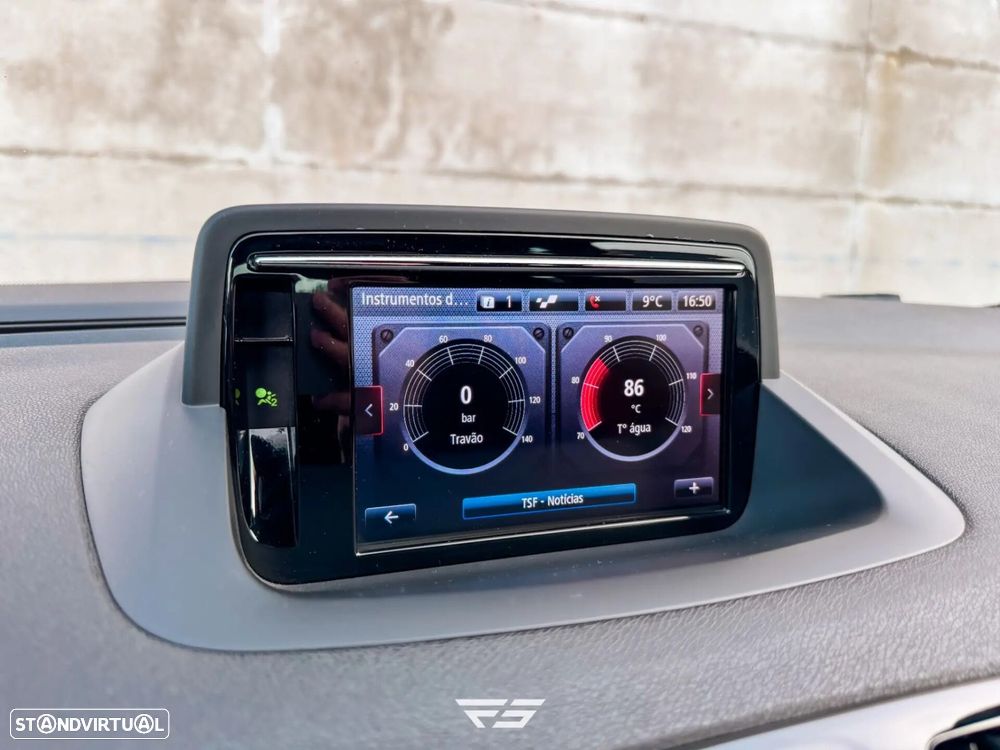 Renault Mégane Coupe TCe 275 Sport - 32