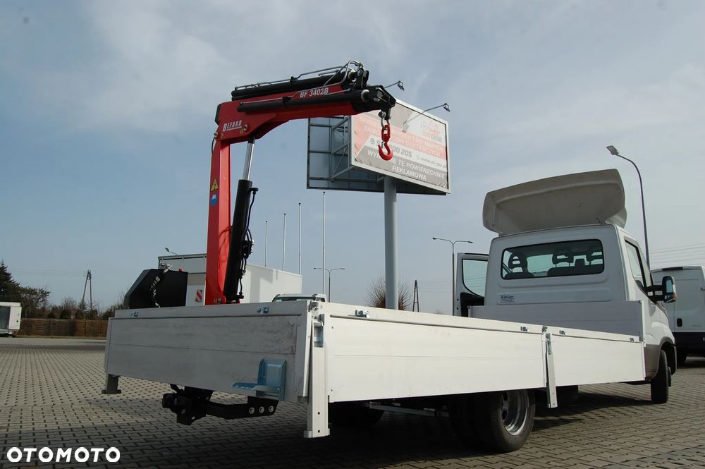 Iveco 35c Nowe Żurawie HDS WYPRZEDAZ 3200 kg, do 11 m - 36