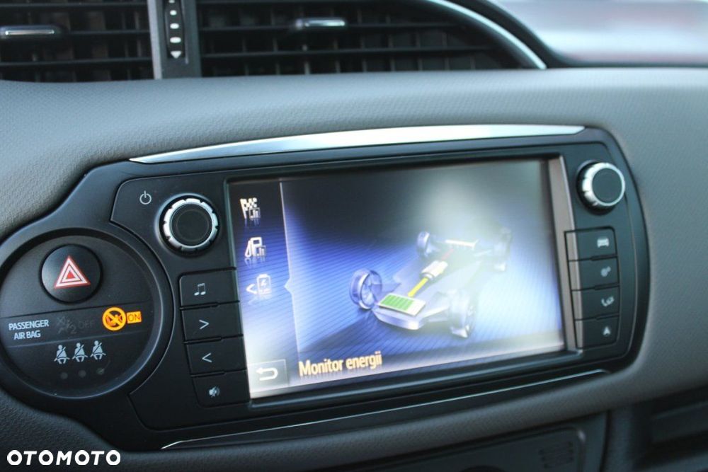 Toyota Yaris - 18