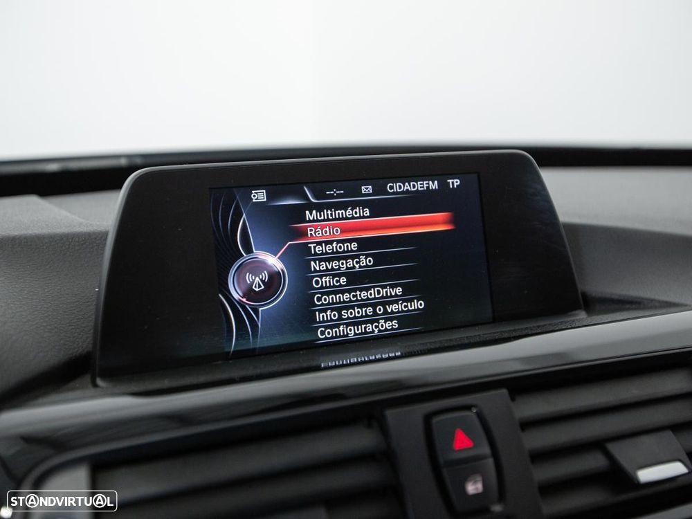 BMW 318 Gran Turismo d Aut. - 20