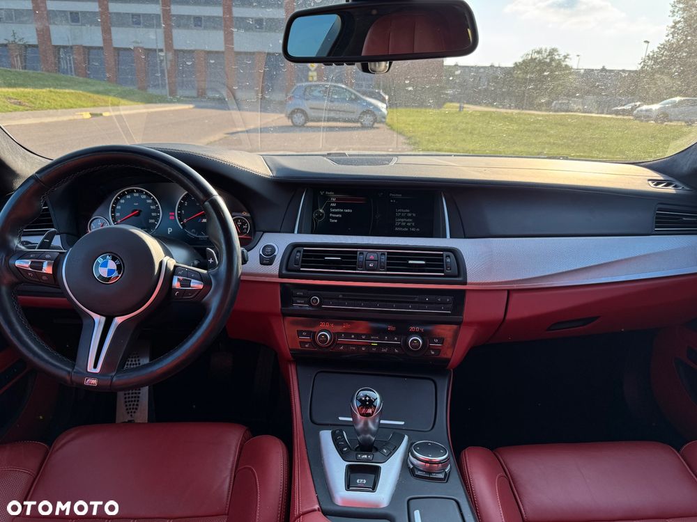 BMW M5 Standard - 12