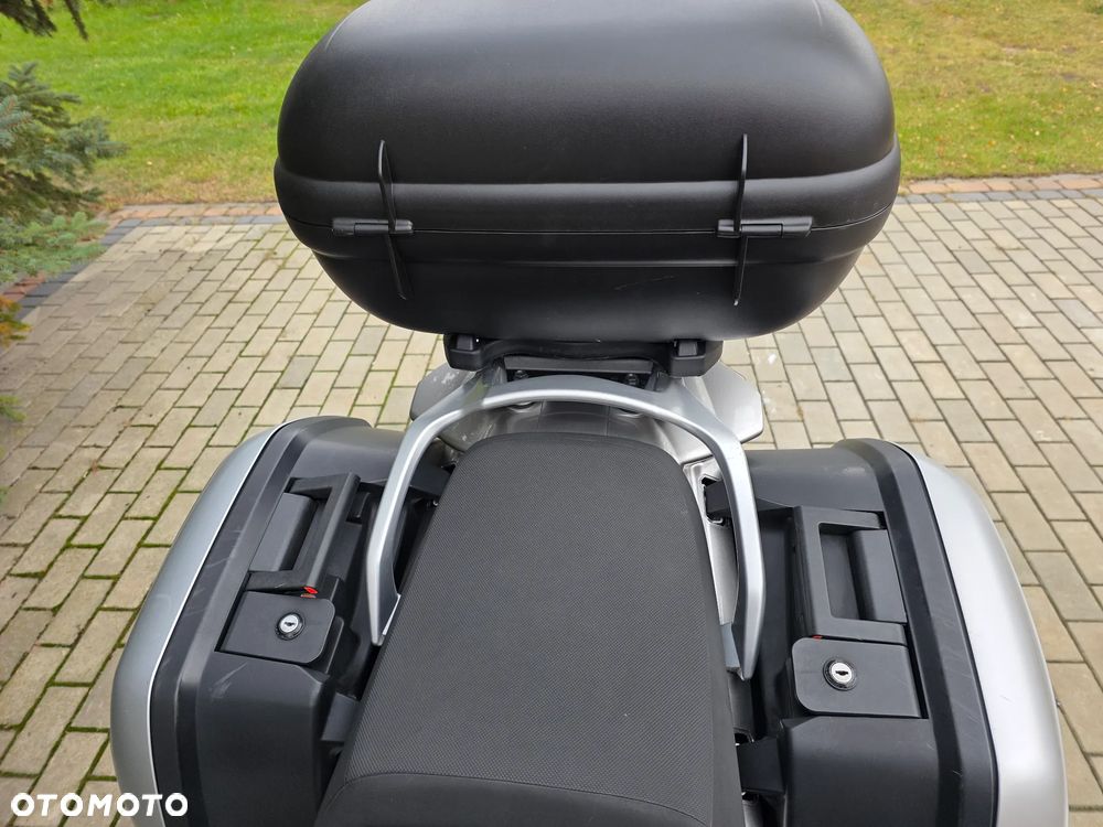 Yamaha FJR - 31