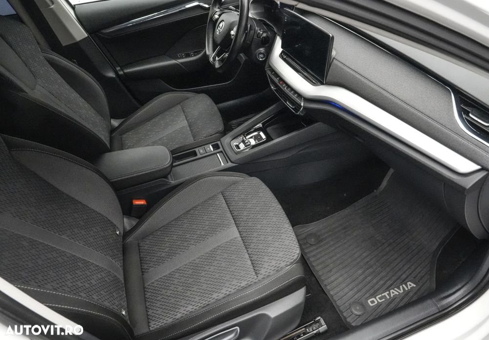 Skoda Octavia 2.0 TDI DSG 4X4 Scout - 12
