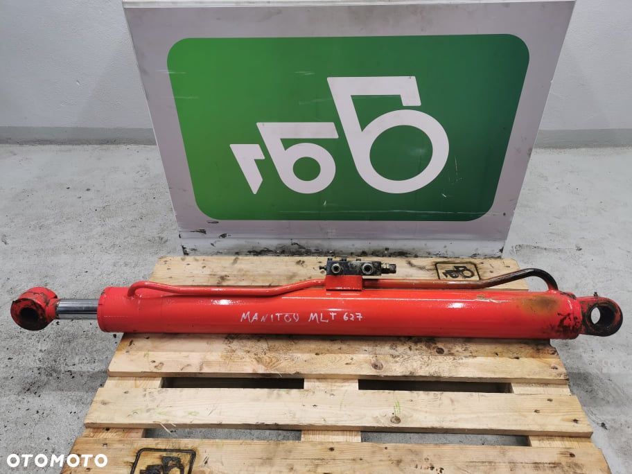 Manitou MLT 627 {Cylinder hydrauliczny unoszenia teleskopa} - 4