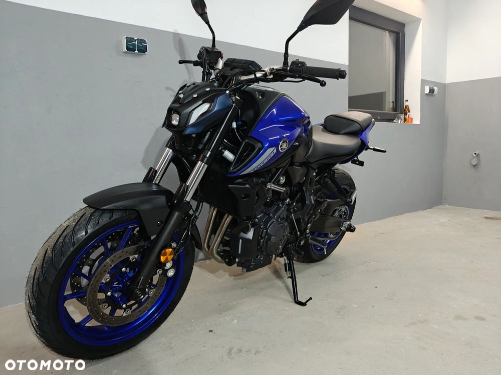 Yamaha MT - 16