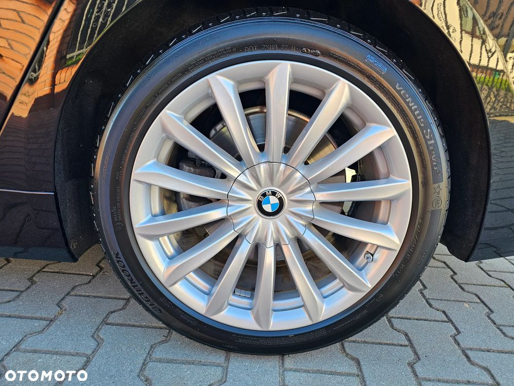 BMW Seria 7 730d mHEV - 33