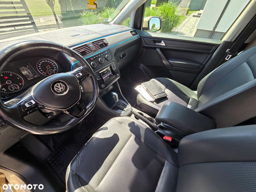 Volkswagen Caddy Maxi 2.0 TDI Trendline DSG - 4
