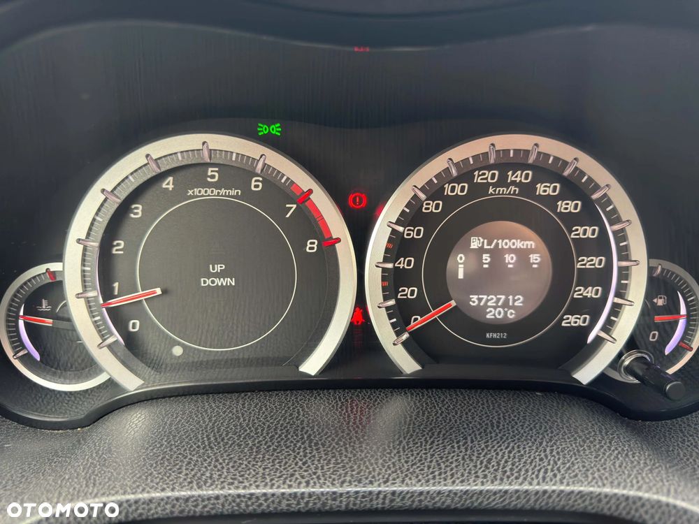 Honda Accord 2.0 Executive Nav - 13
