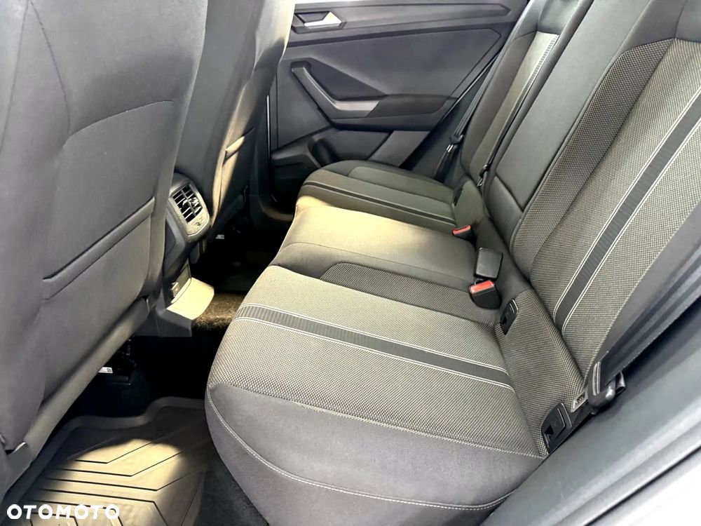 Volkswagen T-Roc 2.0 TDI SCR 4MOTION DSG Sport - 25