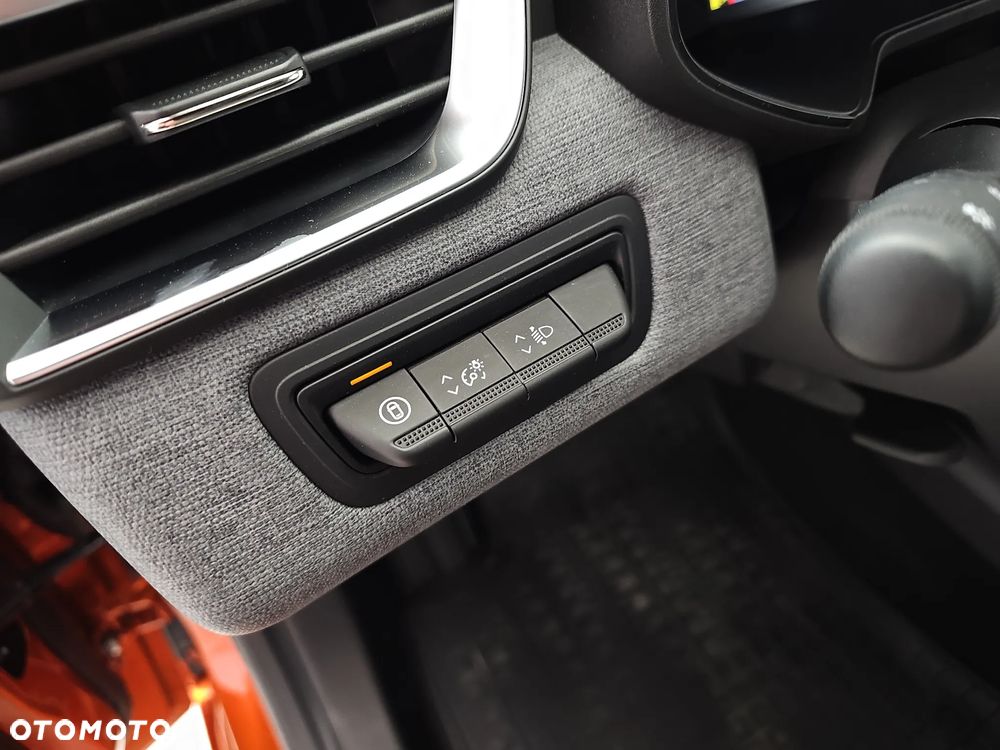 Renault Clio 1.0 TCe Evolution - 11