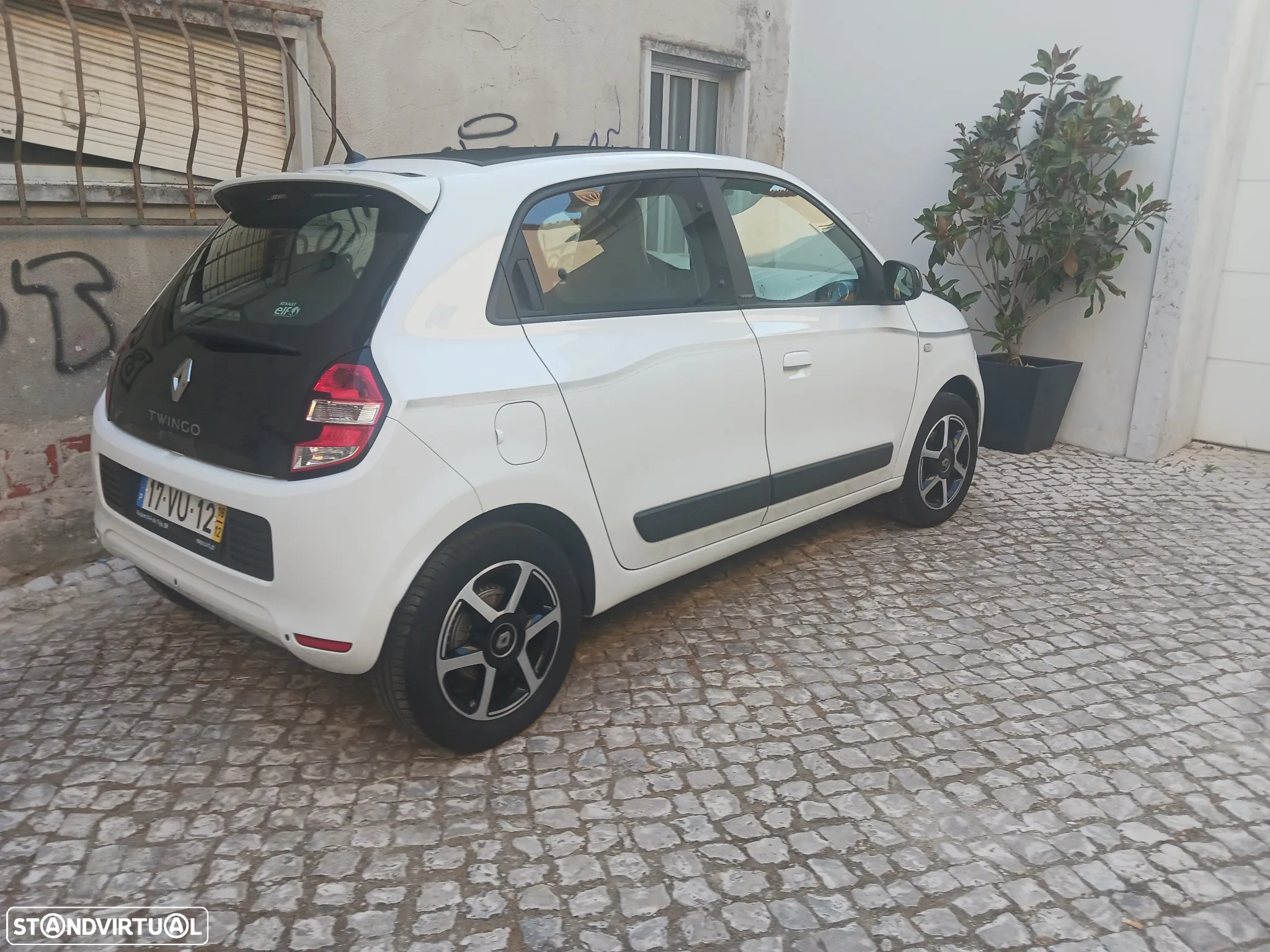 Renault Twingo 1.0 SCe Limited - 4