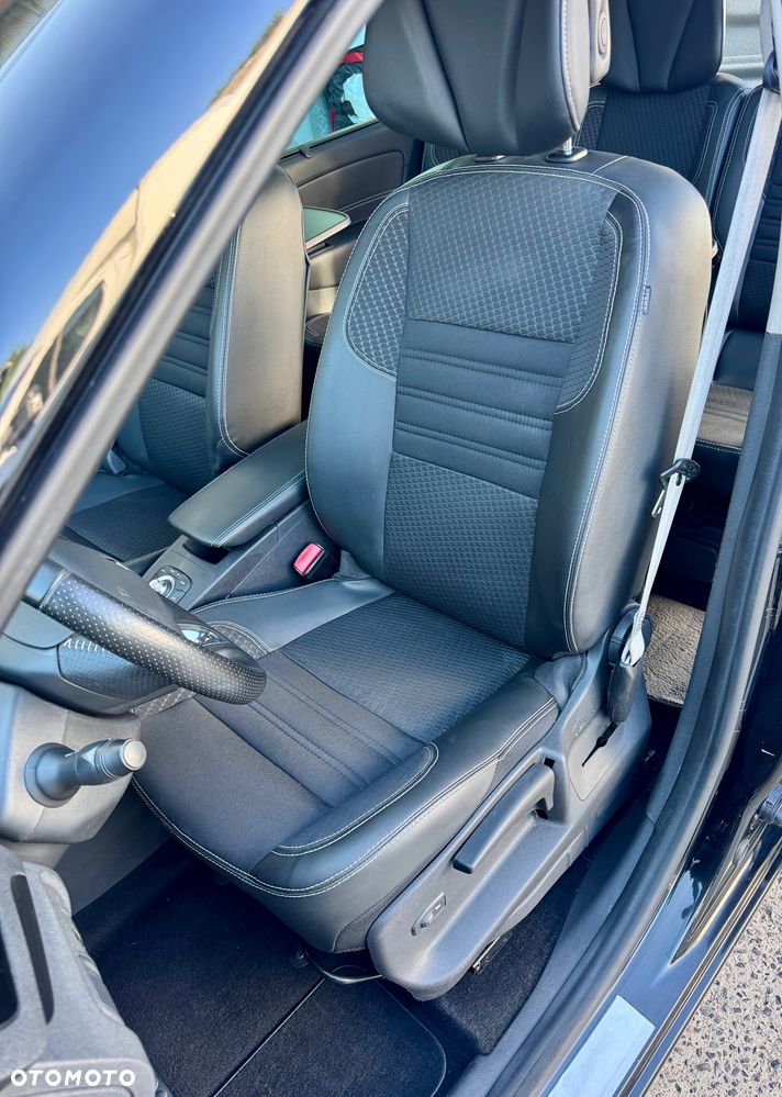 Renault Scenic - 16