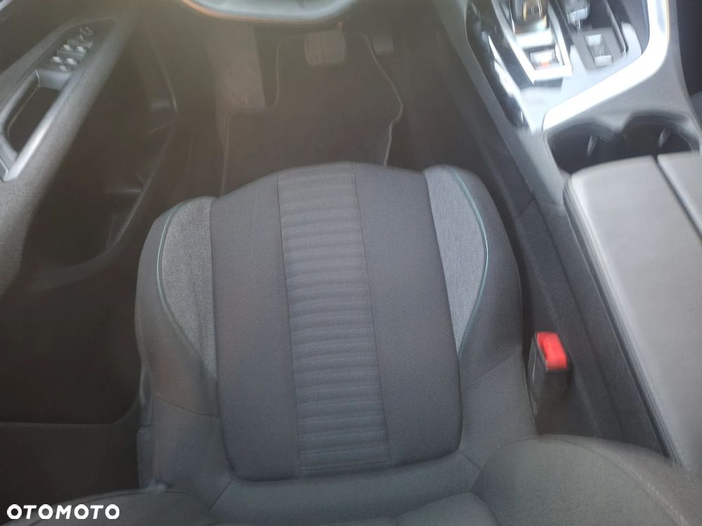 Peugeot 5008 - 20