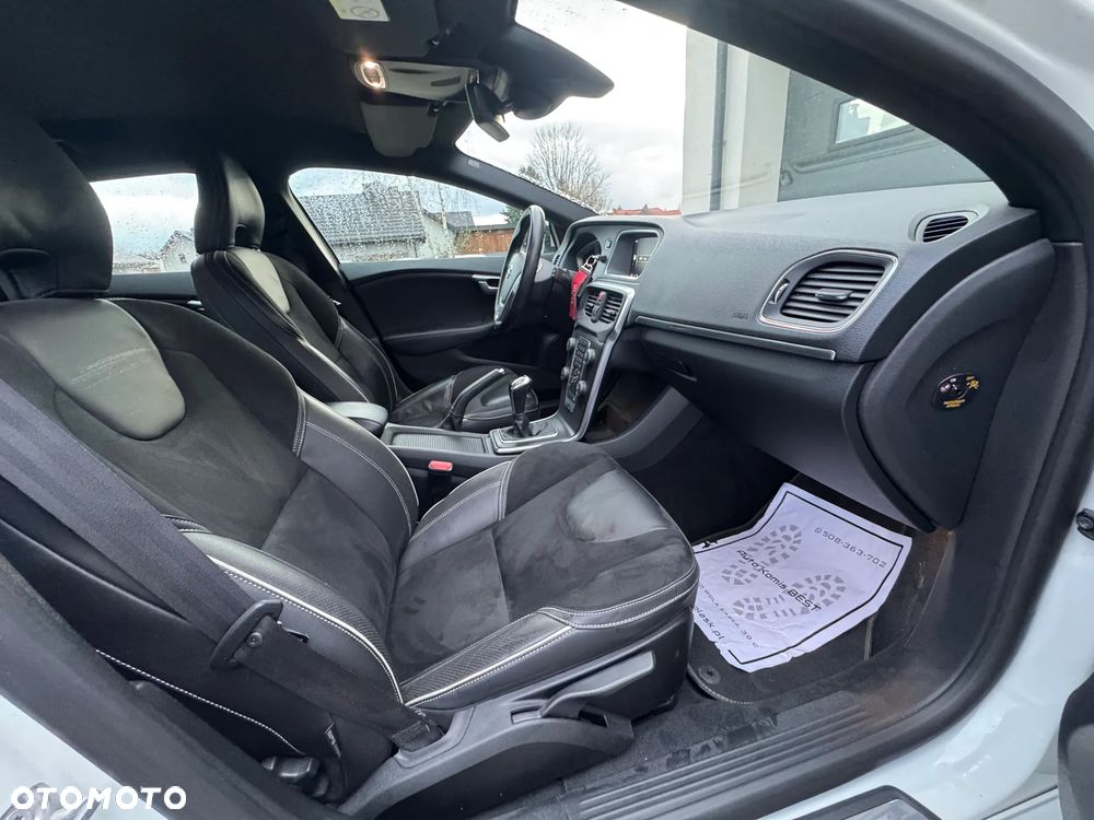 Toyota Yaris 1.4 D-4D Executive - 32