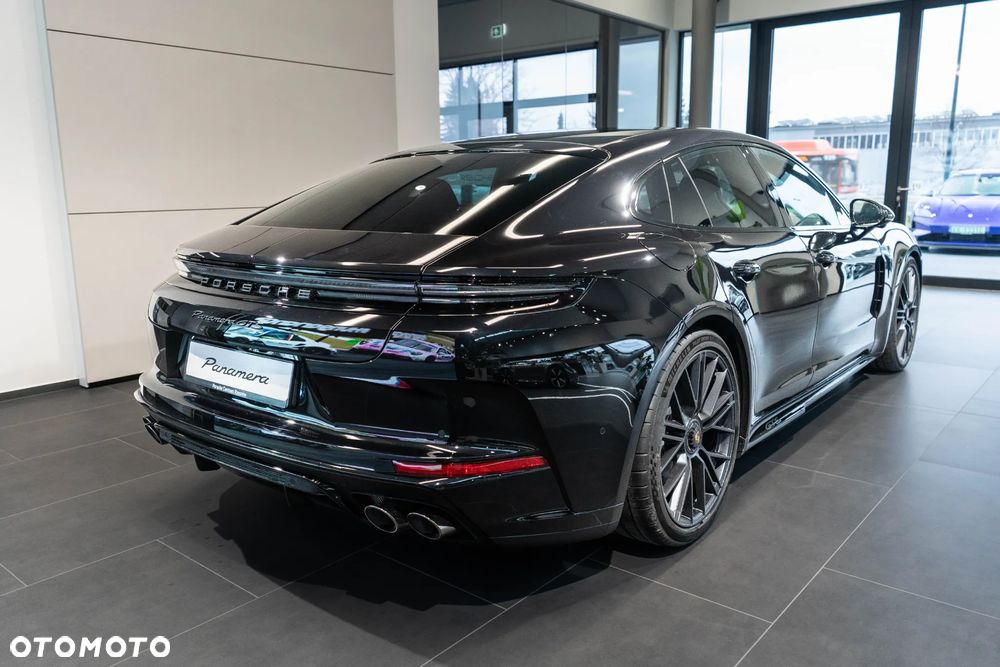 Porsche Panamera - 3