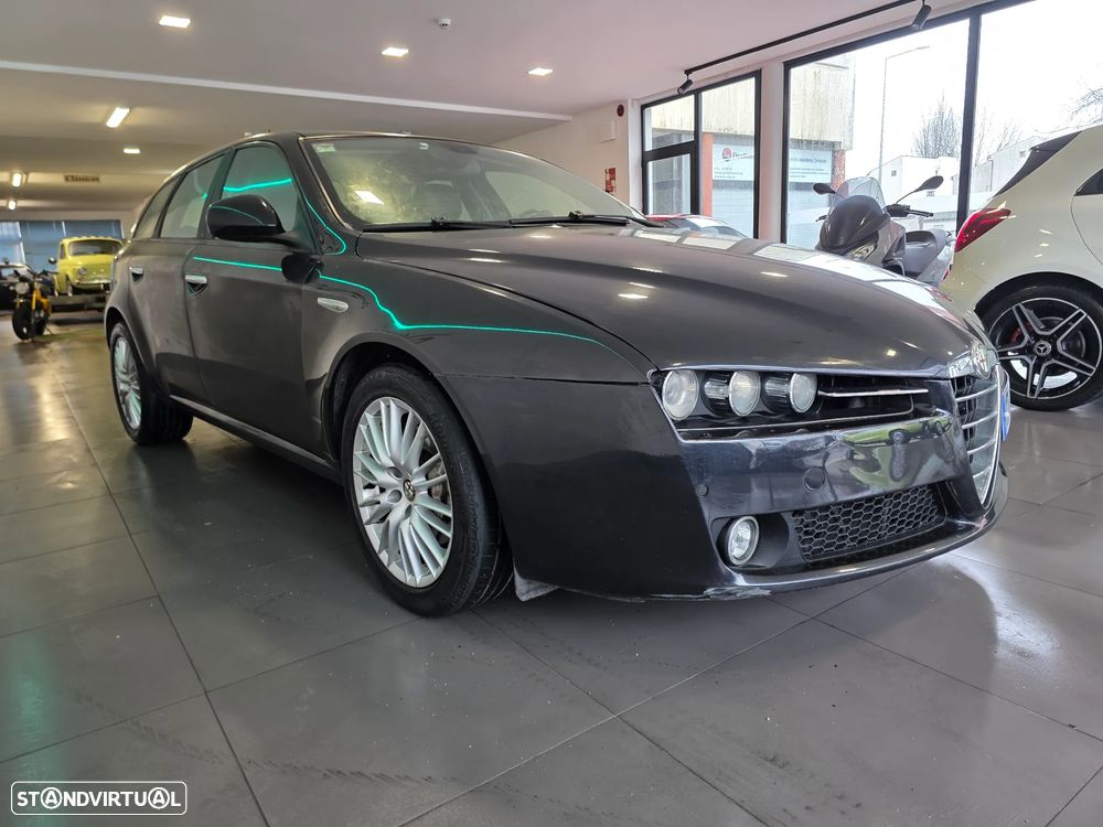 Alfa Romeo 159 Sportwagon 2.0 JTDm Distinctive - 3