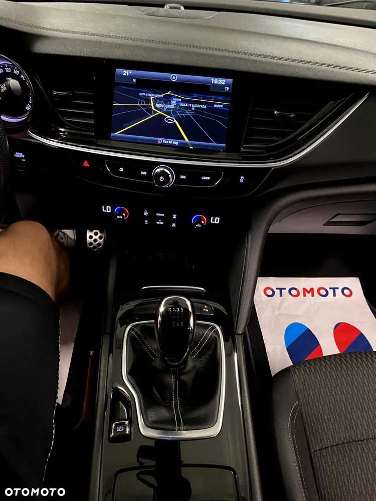 Opel Insignia 1.5 T GPF Ultimate S&S - 18