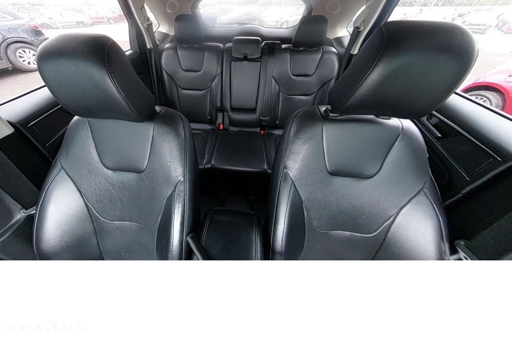 Ford Edge - 11