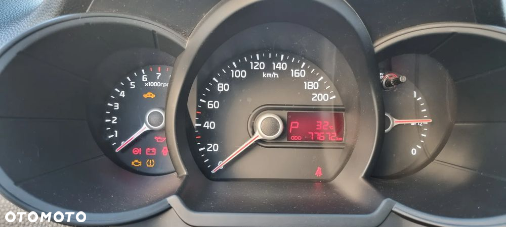 Kia Picanto 1.2 L - 9