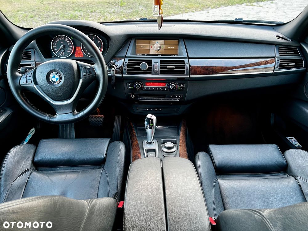 BMW X5 xDrive35d - 34
