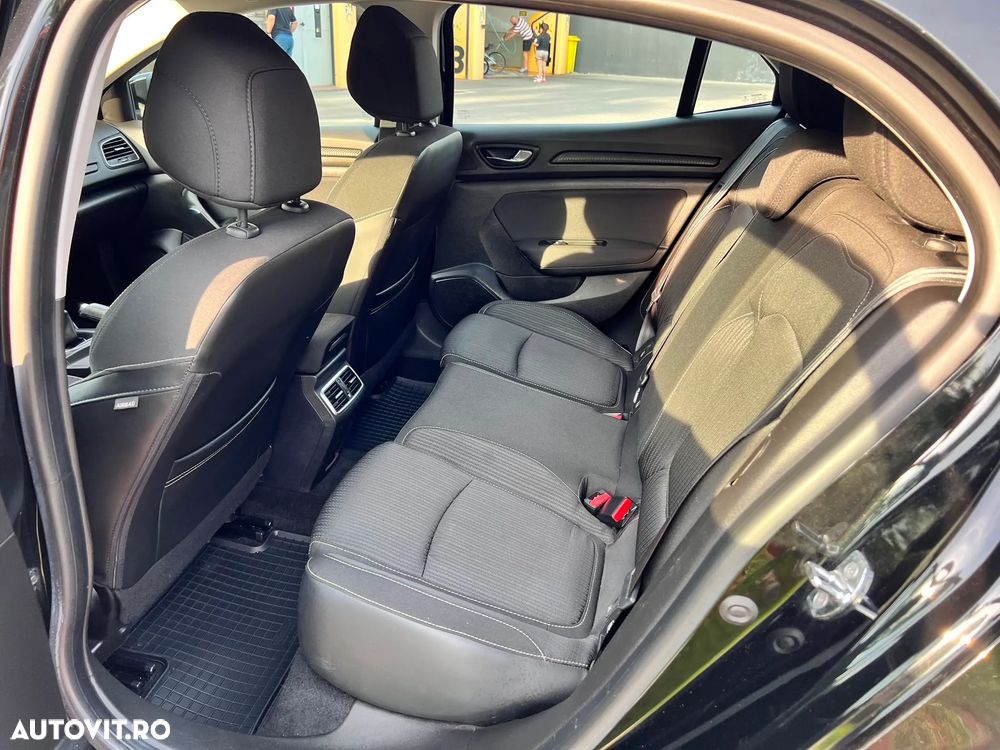 Renault Megane - 8