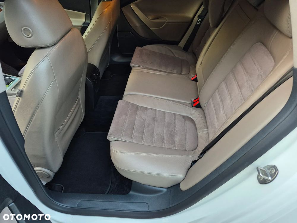 Volkswagen Passat 2.0 TDI DPF Highline DSG - 23