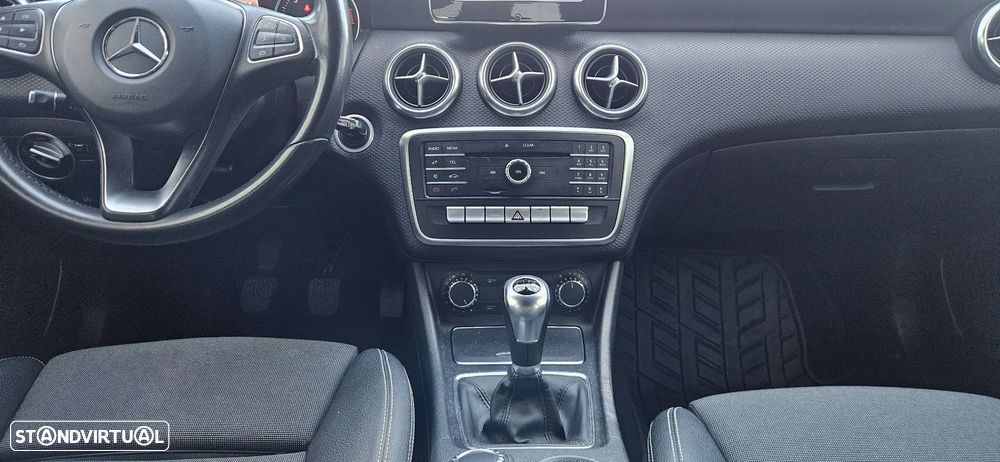 Mercedes-Benz A 180 d Style - 13