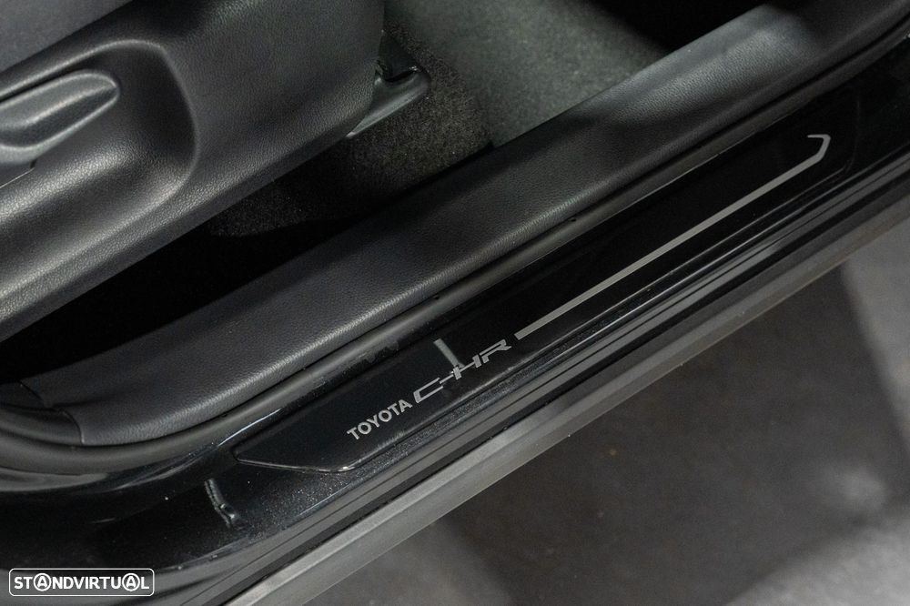 Toyota C-HR 1.8 Hybrid Lounge - 17