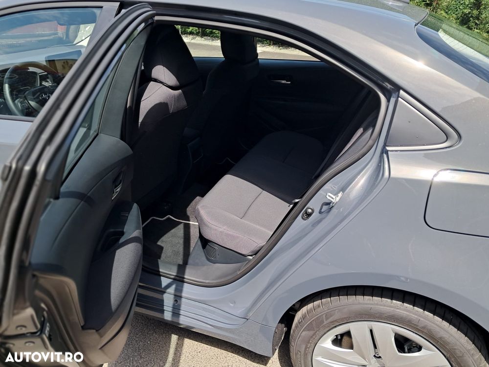 Toyota Corolla 1.8 HSD Eco - 9