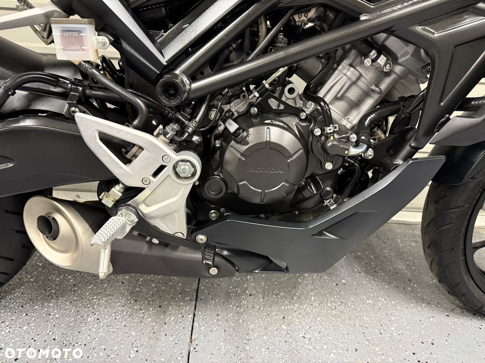 Honda CB - 6