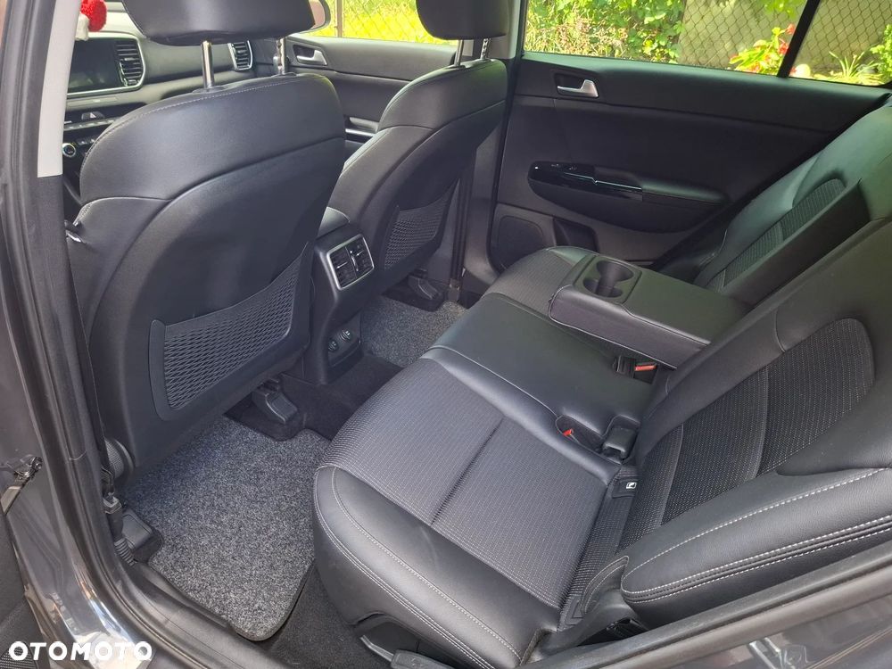 Kia Sportage 1.6 T-GDI Black Edition 2WD DCT - 23