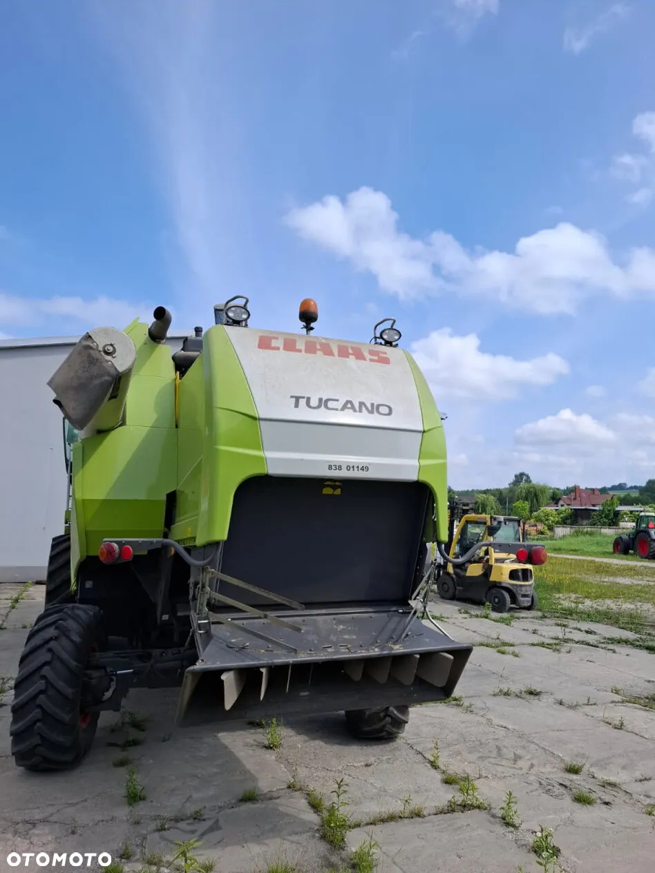 Claas 405 tys netto Claas Tucano 430 z napedem 4x4 - 4