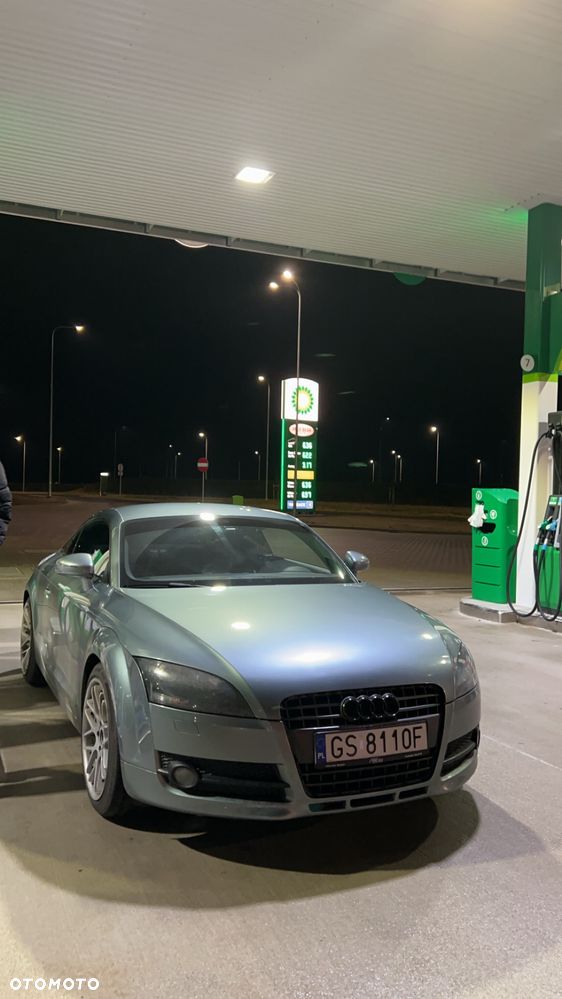 Audi TT Coupé - 17