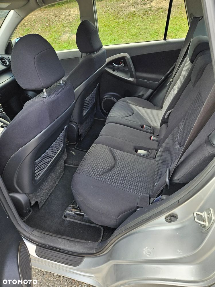 Toyota RAV4 2.2 D-CAT 4x4 Sol - 10