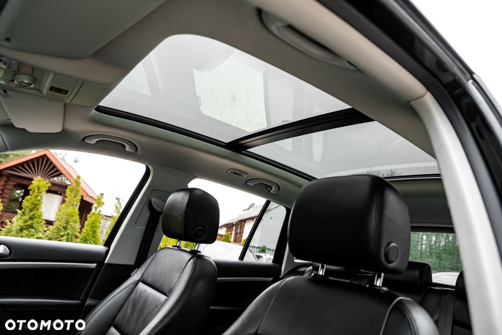 Volkswagen Tiguan 2.0 TSI 4Motion DSG Cup Sport & Style - 25