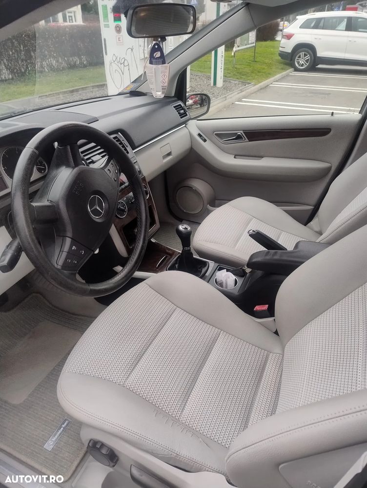 Mercedes-Benz B 200 - 7