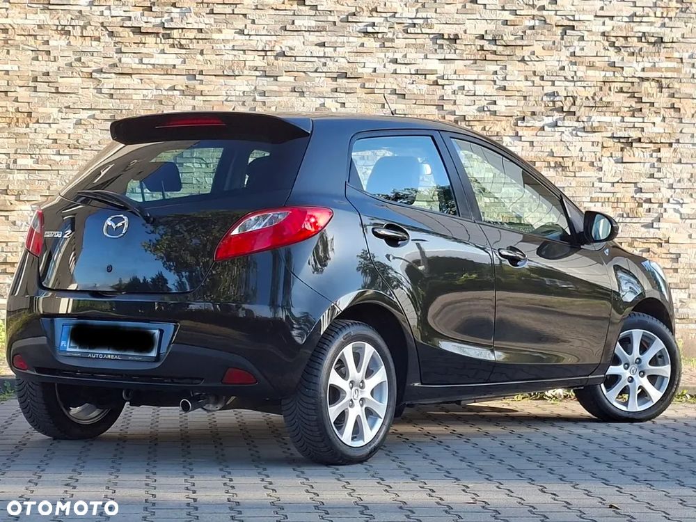Mazda 2 1.3 Exclusive - 23