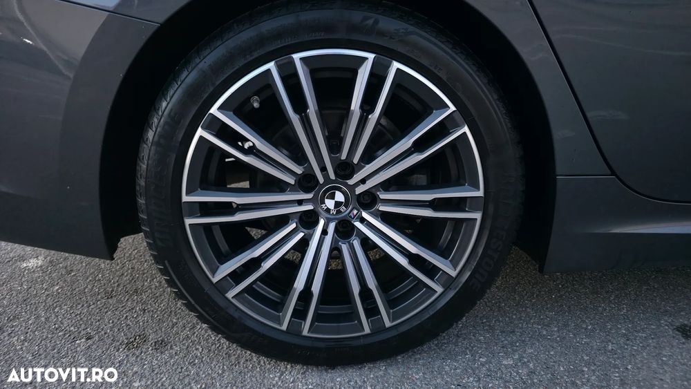 BMW Seria 3 320d xDrive AT MHEV - 8