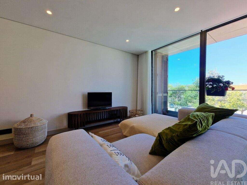 Apartamento T2 em Faro (Sé e São Pedro) de 123,00 m2 - Grande imagem: 4/27