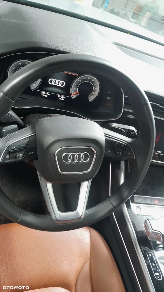 Audi Q8 55 TFSI quattro tiptronic competition plus - 25