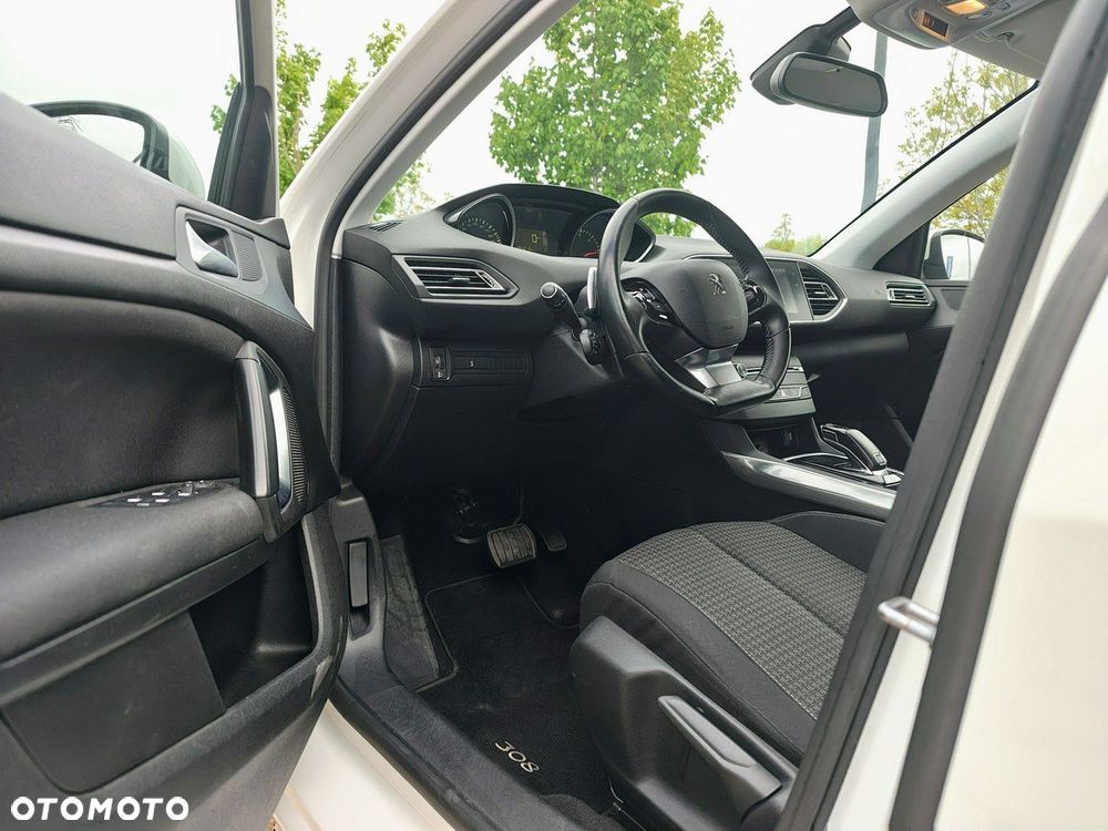Peugeot 308 - 32