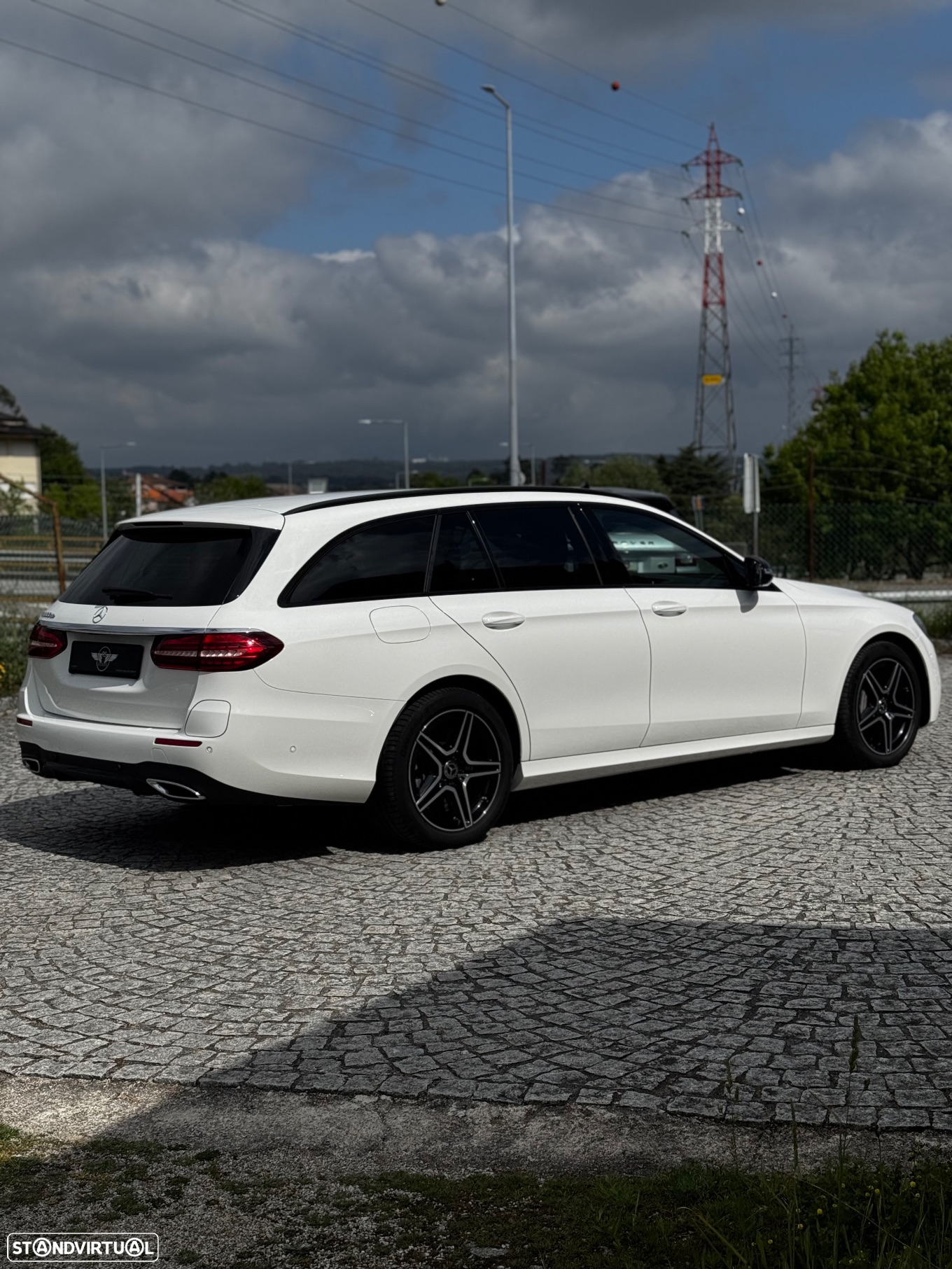 Mercedes-Benz E 300 de AMG Line - 3