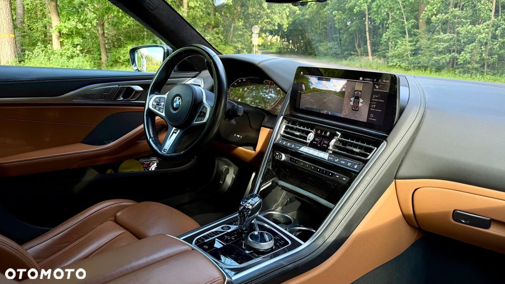 BMW Seria 8 840d xDrive mHEV - 38
