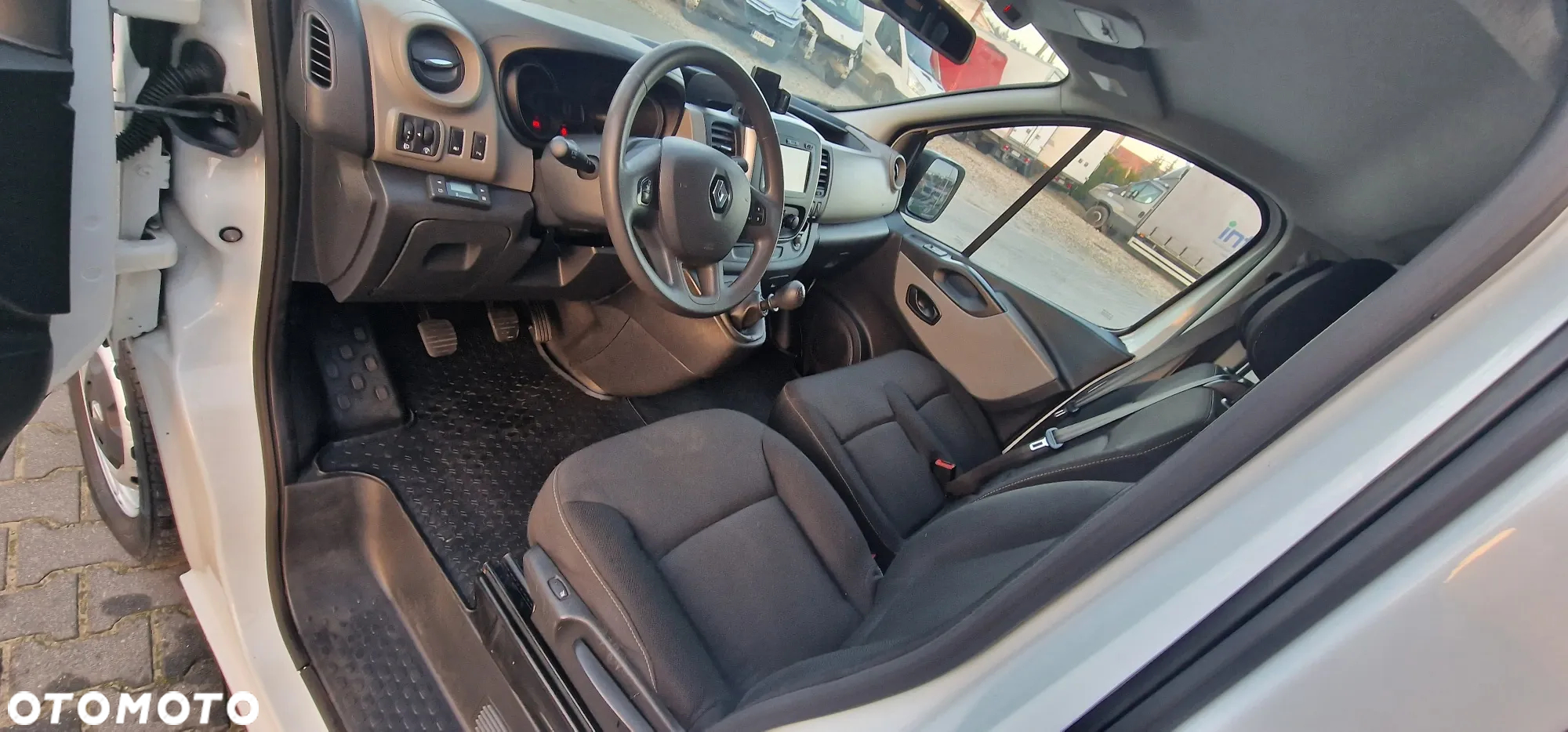 Renault TRAFIC  WARSZTAT KAMERA NAVI VAT23% - 15