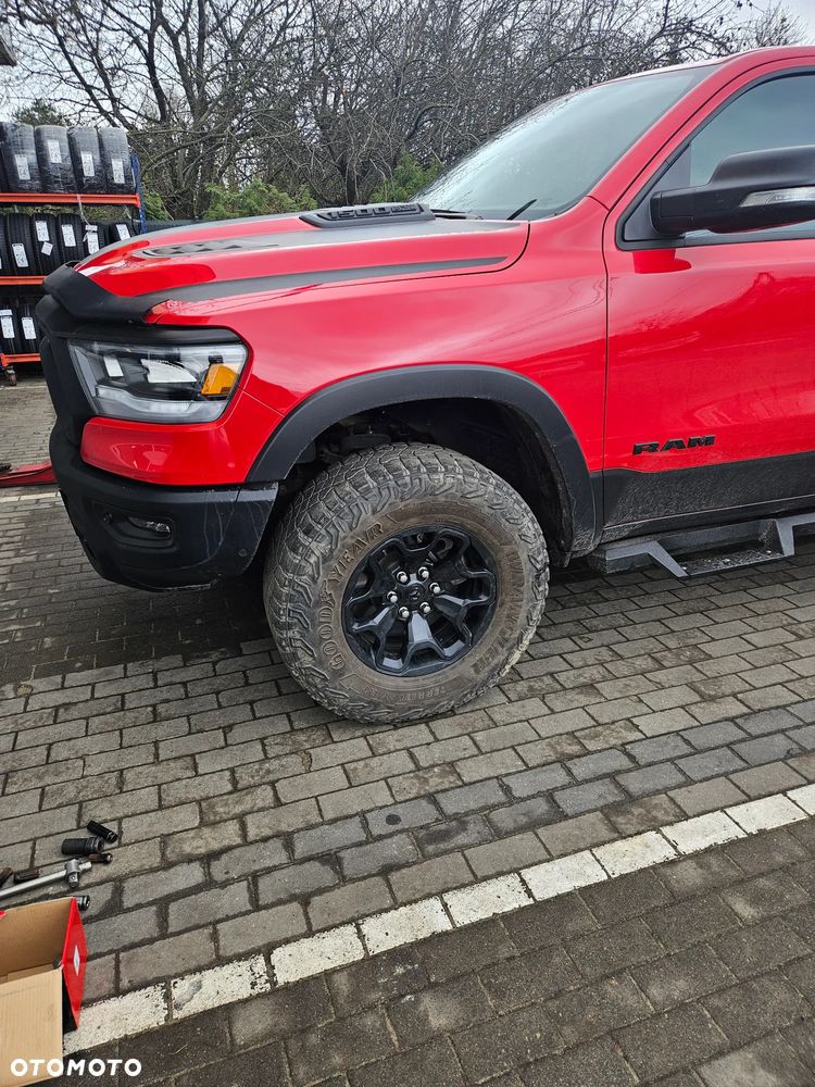 RAM 1500 5.7 Crew Cab Rebel - 15