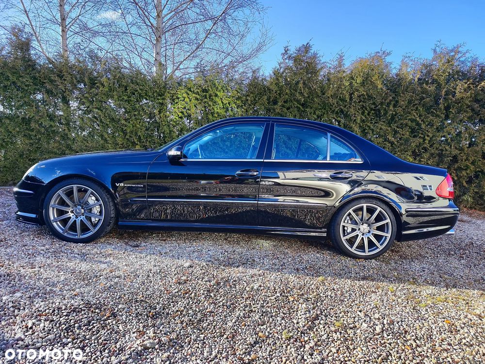 Mercedes-Benz Klasa E 55 AMG - 2