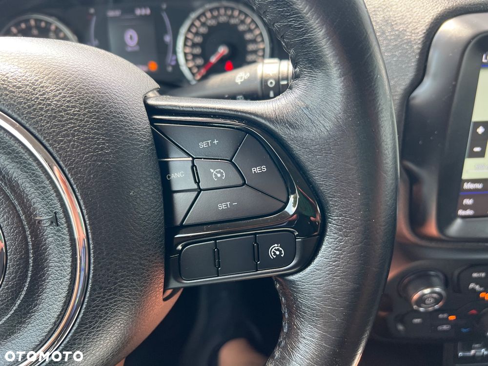 Jeep Renegade 1.4 MultiAir Limited FWD S&S - 30