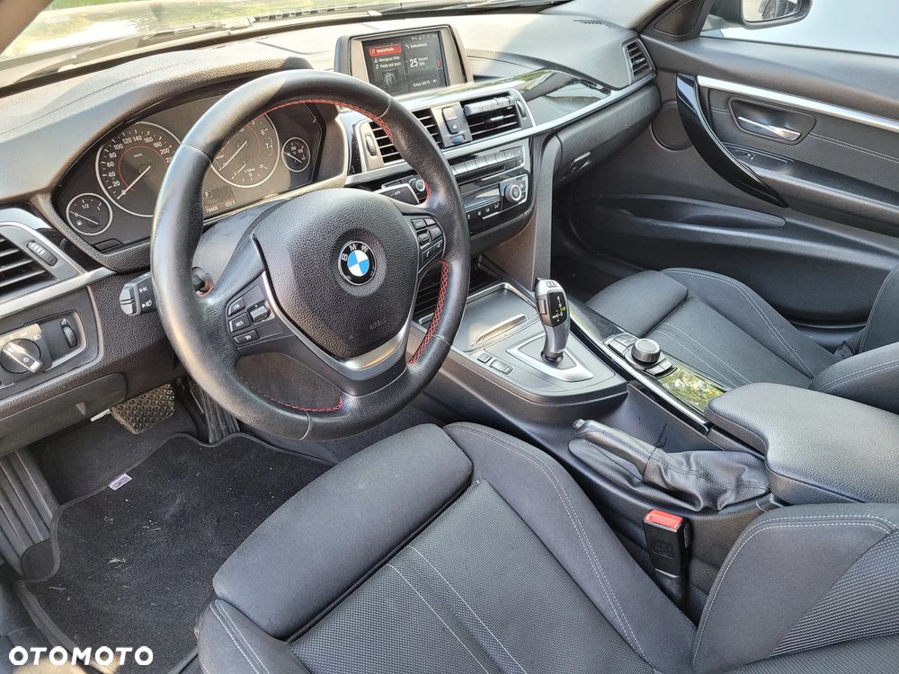BMW Seria 3 318i GPF Sport Line Shadow - 22