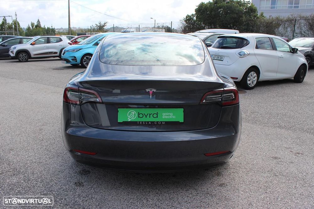 Tesla Model 3 Standard Range Plus RWD - 11