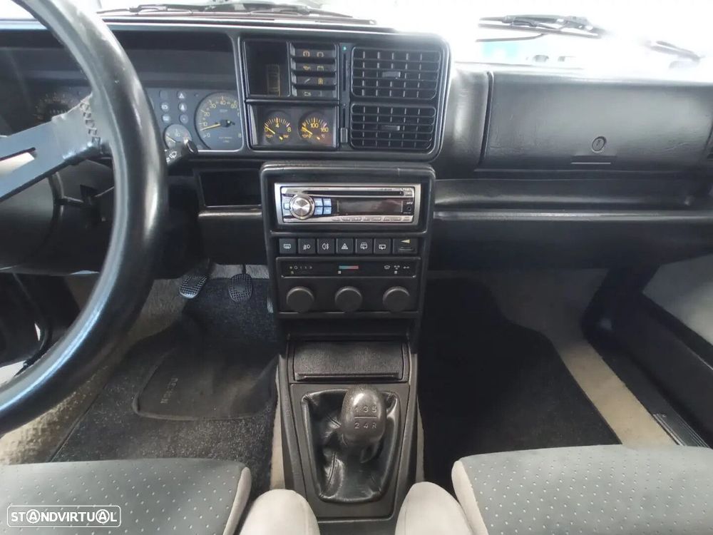 Lancia Delta 1.6 HF Turbo - 8